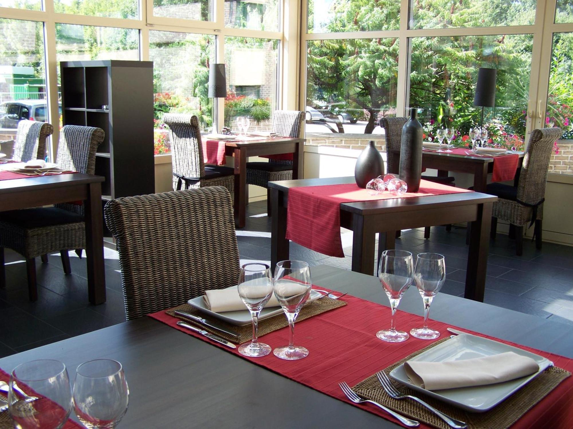 Threeland Hotel Petange Ngoại thất bức ảnh