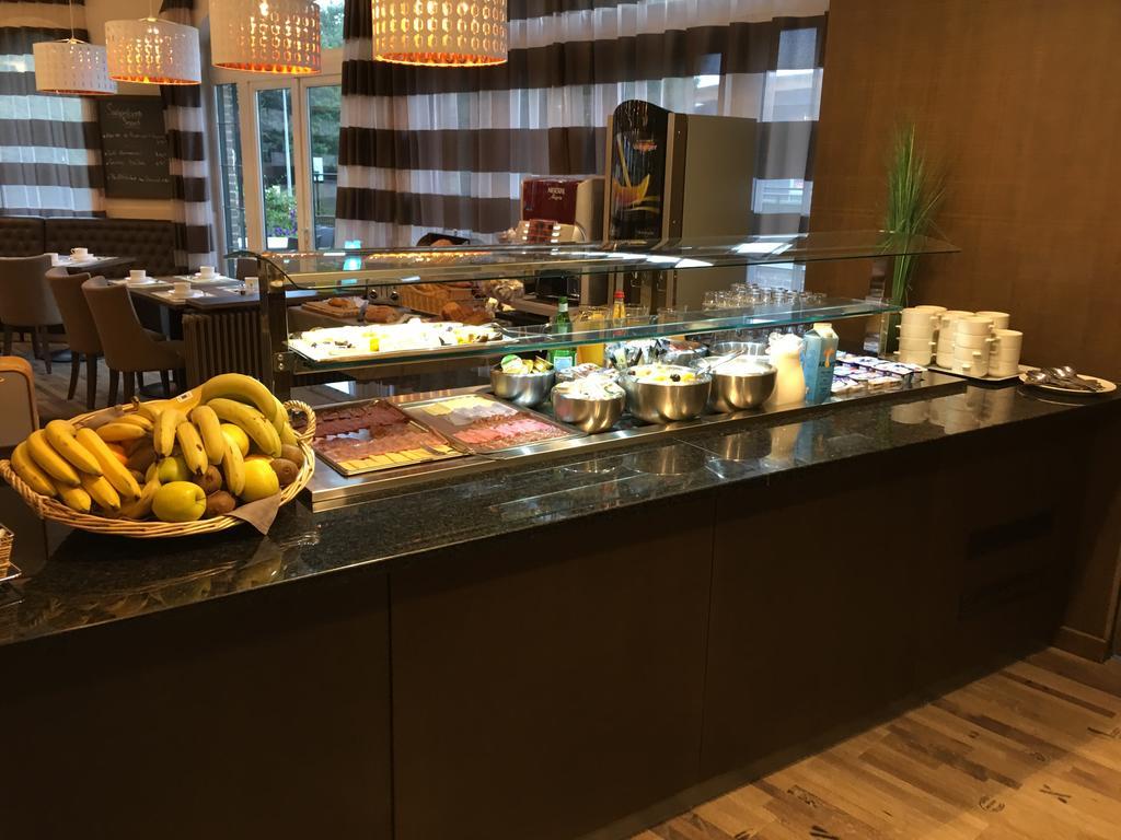 Threeland Hotel Petange Ngoại thất bức ảnh
