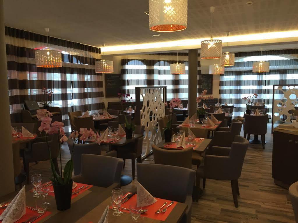 Threeland Hotel Petange Ngoại thất bức ảnh